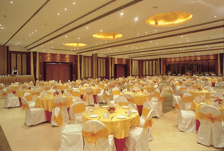 Nirvana Luxury Hotel L Ludhiana Eksteriør billede