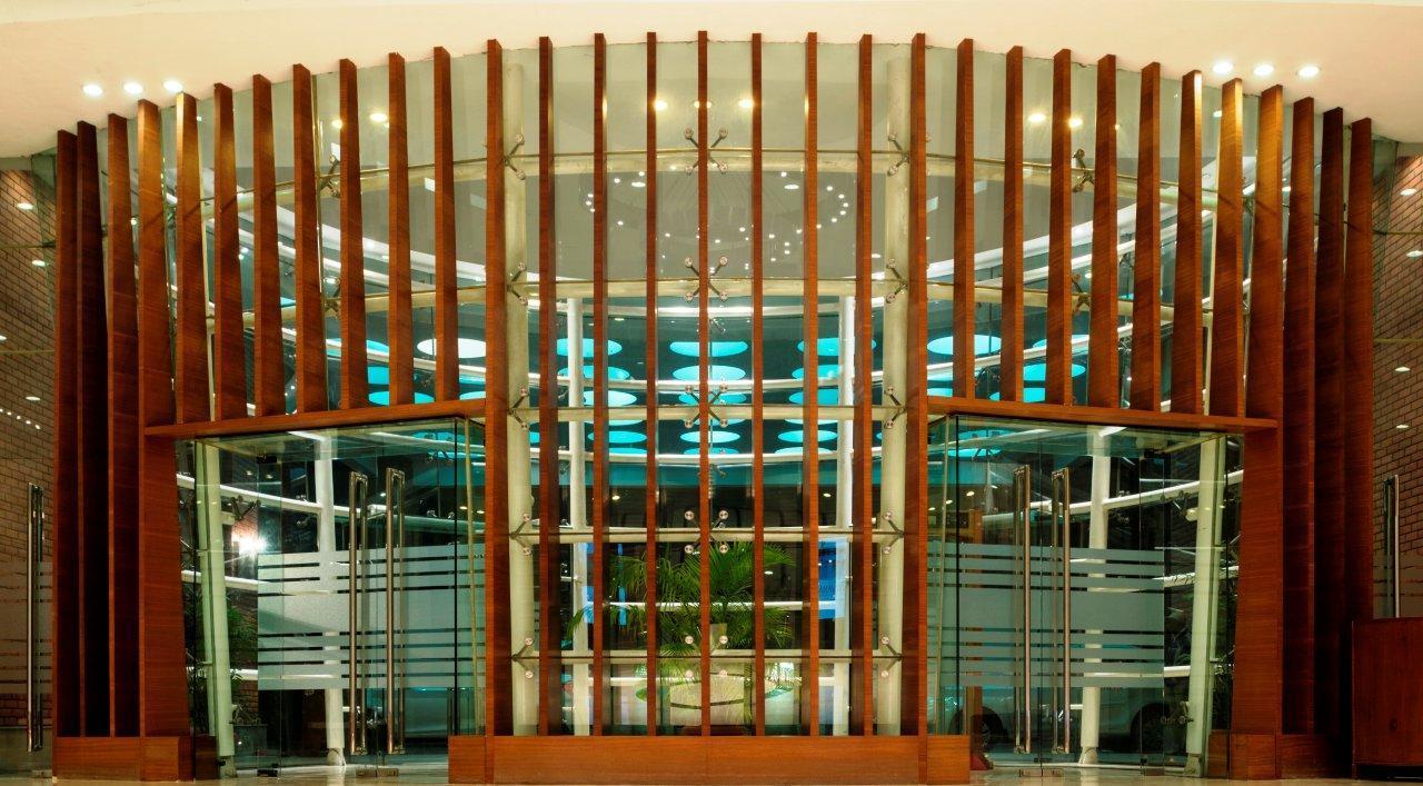Nirvana Luxury Hotel L Ludhiana Eksteriør billede