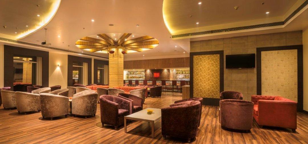 Nirvana Luxury Hotel L Ludhiana Eksteriør billede