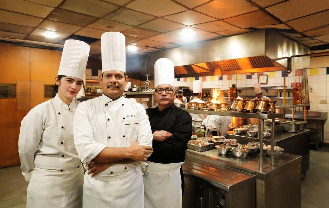 Nirvana Luxury Hotel L Ludhiana Eksteriør billede