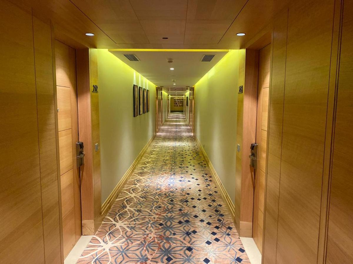 Nirvana Luxury Hotel L Ludhiana Eksteriør billede